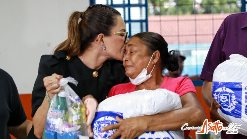 Primeira-dama de MT defende continuidade do programa SER Família Solidário