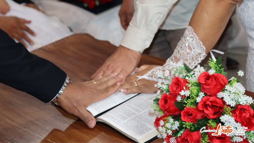 Oito casais disseram sim ao amor no primeiro casamento dos sonhos da Igreja Geração Eleita