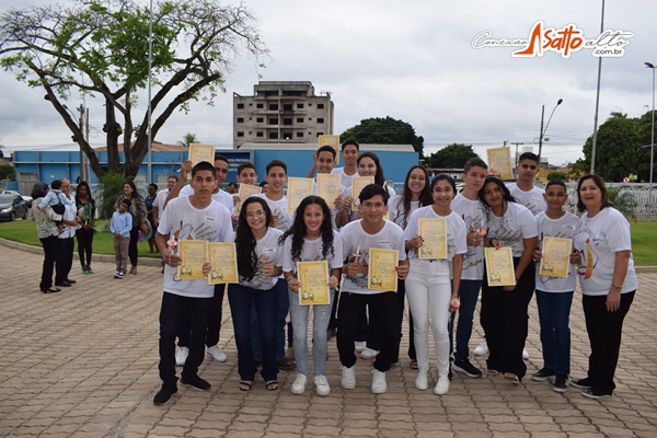 CRISMA DA IGREJA MATRIZ PARÓQUIA SENHOR BOM JESUS