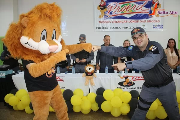 Celebrando Conquistas: Encerramento Triunfal do Programa Proerd em Nova Lacerda