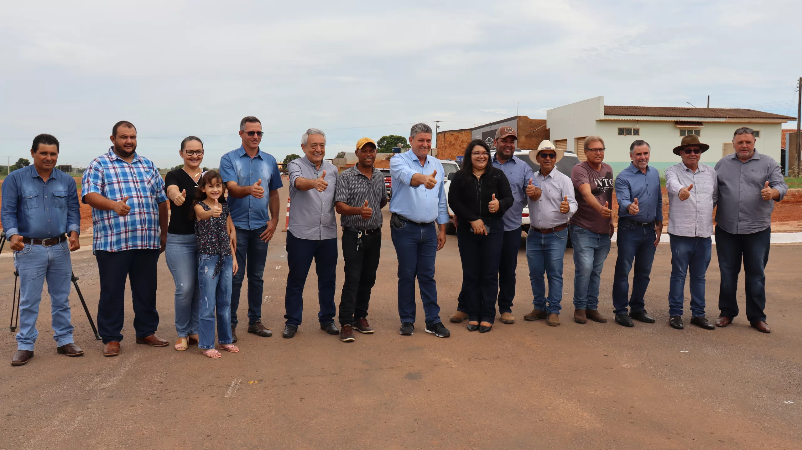 Deputado Valmir Moretto realiza visita Conquista D’Oeste para vistoria de obras