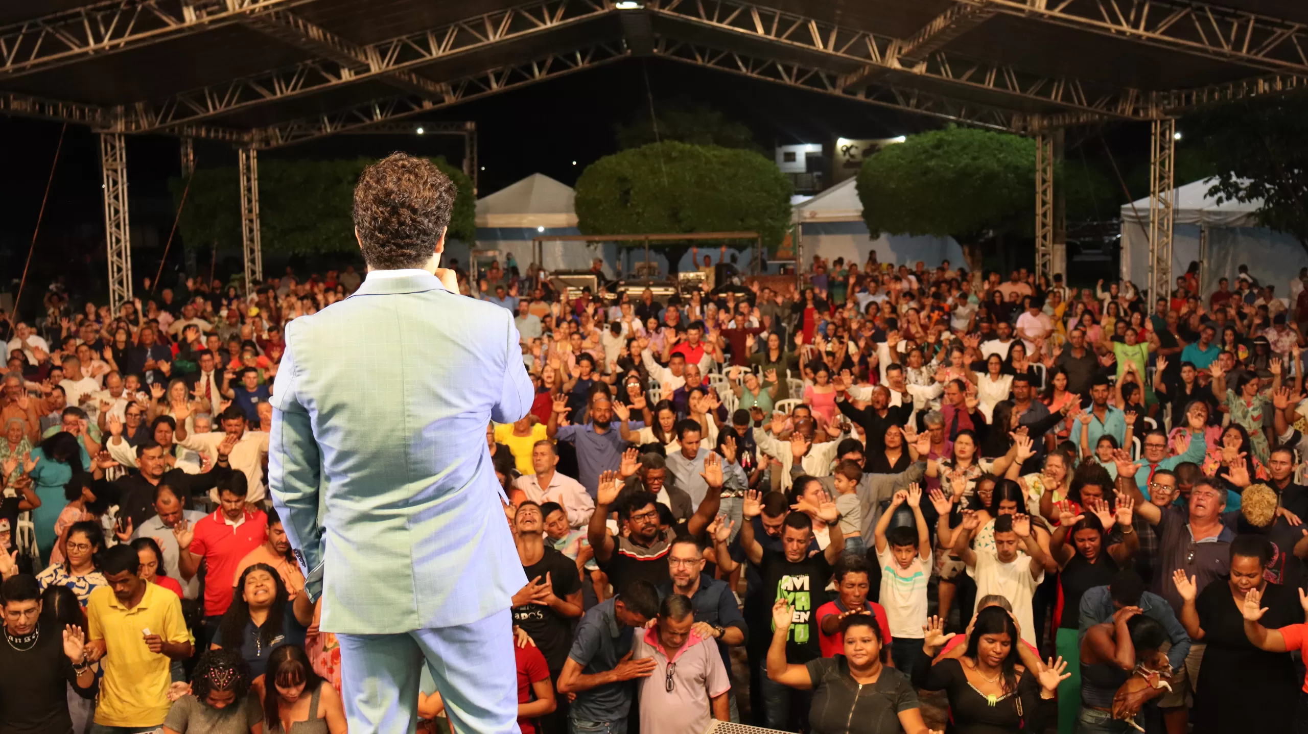 Celebrando a Espiritualidade: Festival Gospel ilumina período de carnaval com louvor e celebração em Nova Lacerda