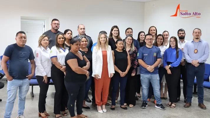 Primeira reunião do fórum da comarca para implantação da rede de enfrentamento à violência doméstica