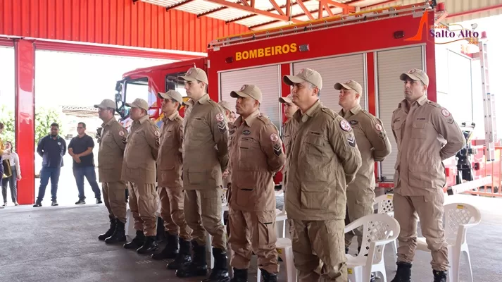 Corpo de Bombeiros Recebe Nova Viatura para Atendimento Emergencial