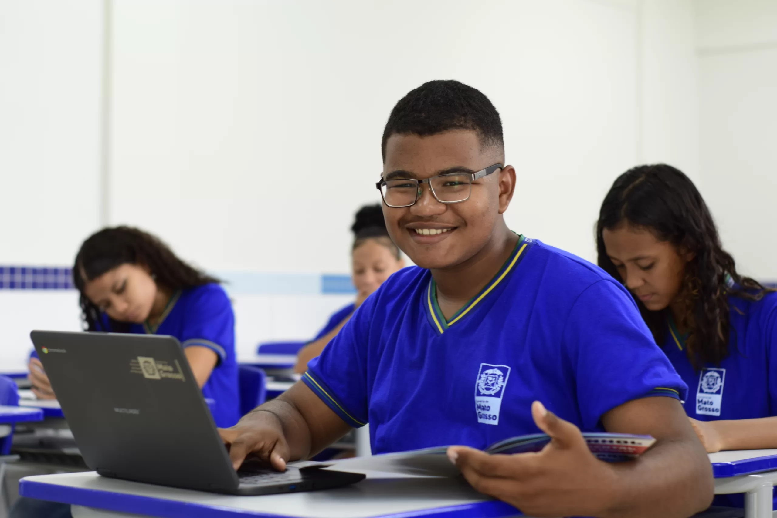 Assembleia Legislativa aprova Projeto de Lei que obriga uso de uniforme nas escolas estaduais