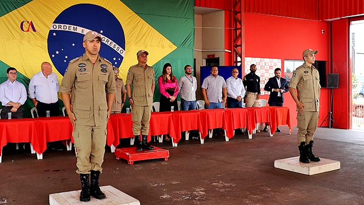 Solenidade de passagem de comando da 8ª companhia independente Bombeiros Militar de PL